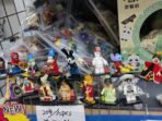 Cute Disney 100-Inspired Brick Minifigure Flower Pot Stakes (10-Piece Set)